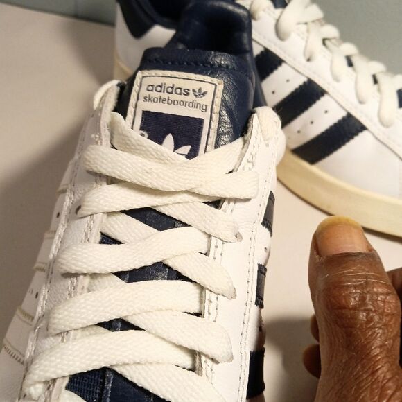 Adidas Classic Unisex Shell Toe Leather Sneakers Women's 7.5 Men's 6.5 - Picture 9 of 12